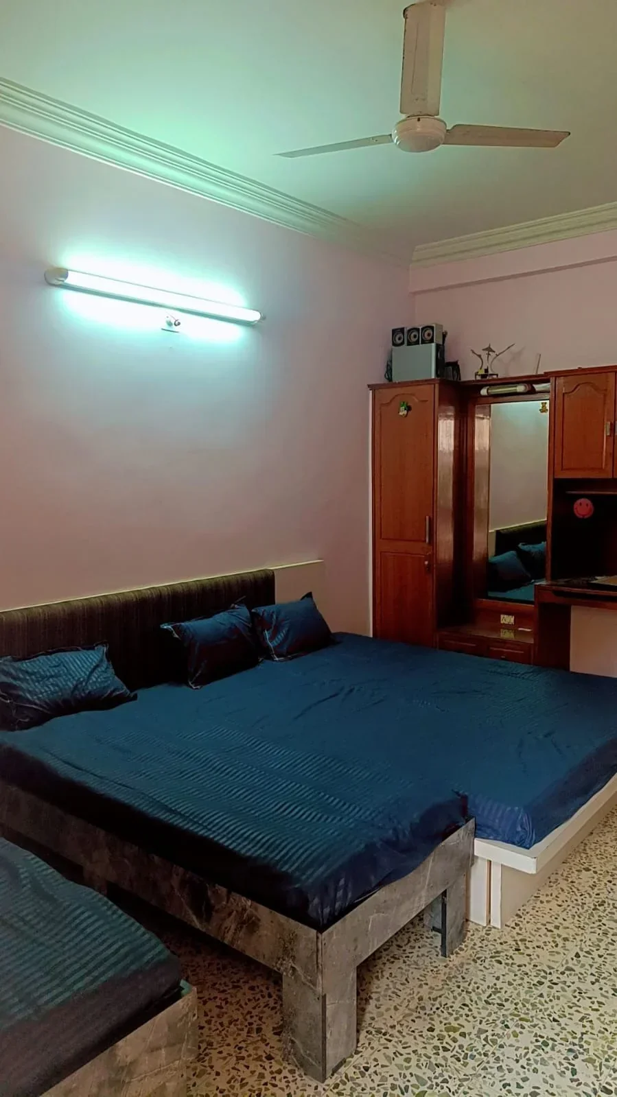 Ayodhya Accommodation for girl's - Image 2