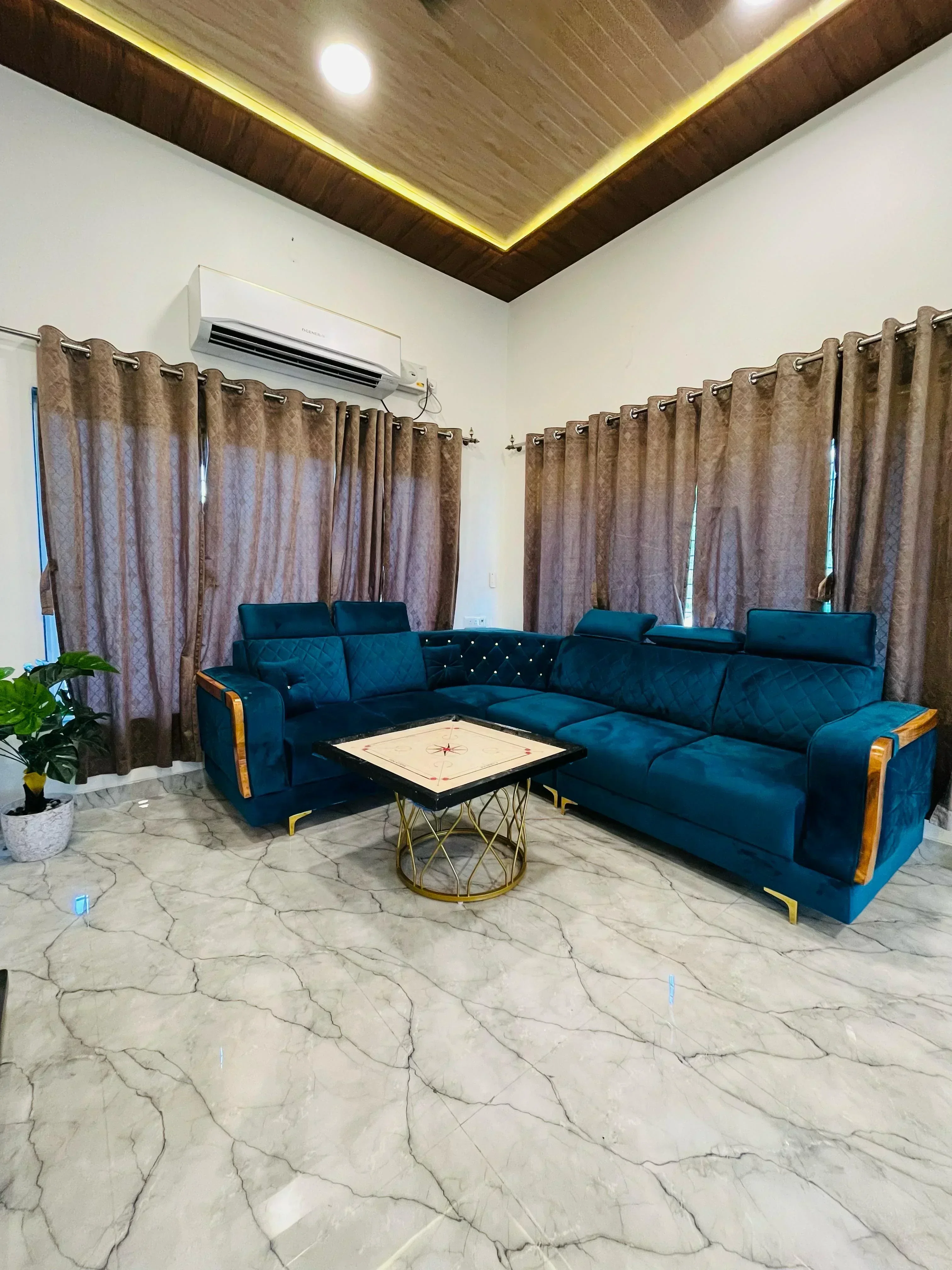 AK villa with private pool - Image 3