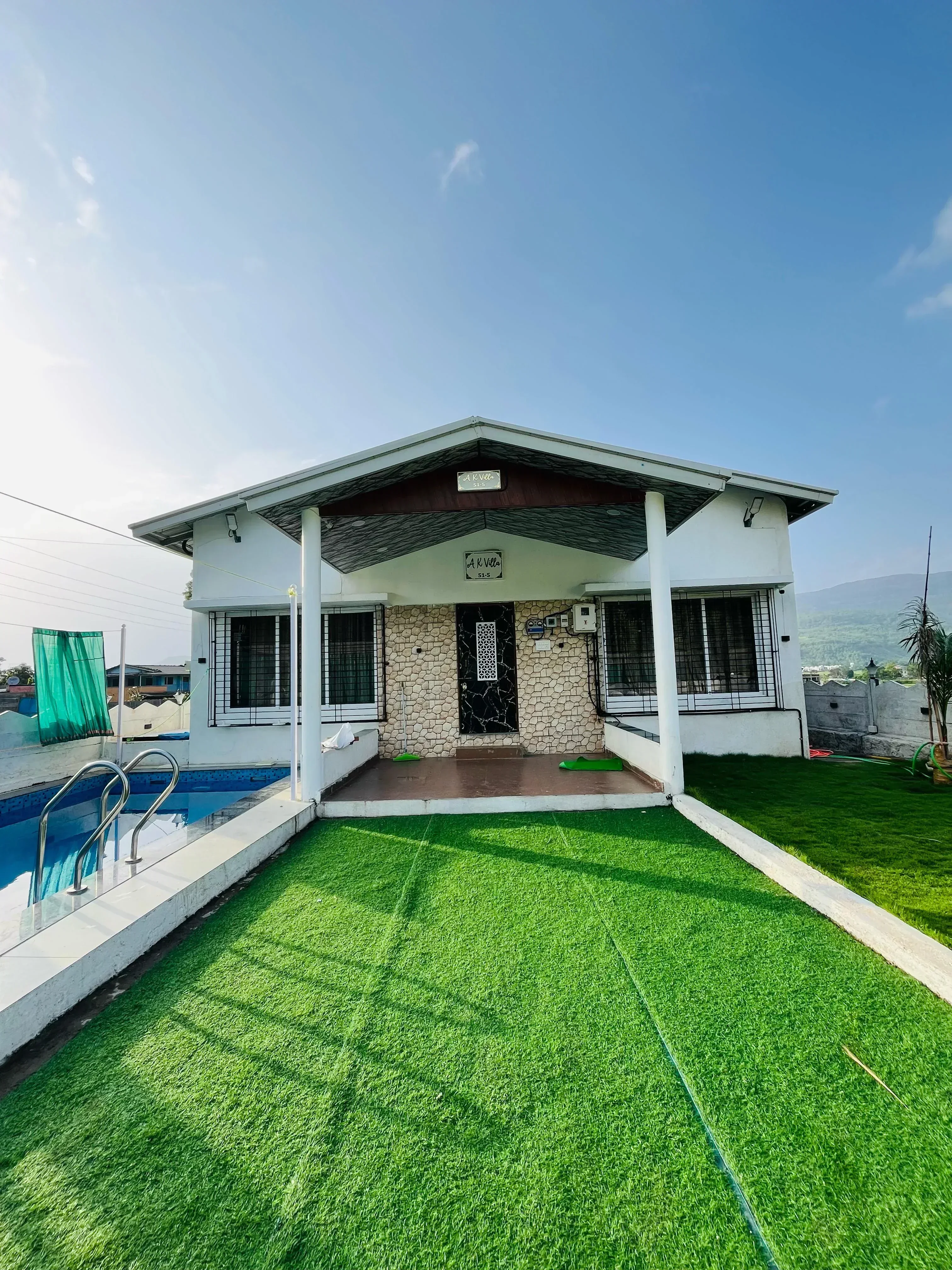AK villa with private pool