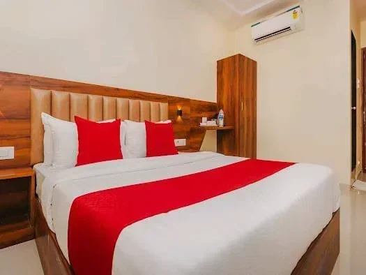 Hotel Golden Sandss Inn - Image 3