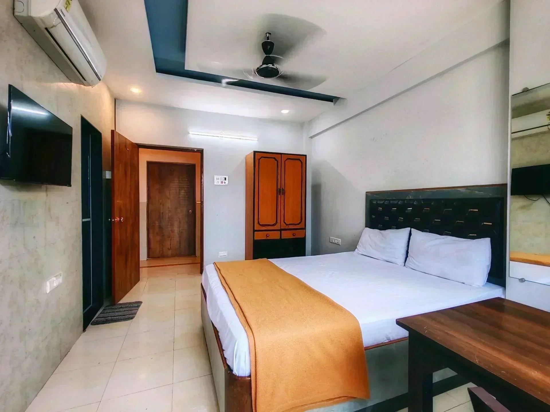 Hotel Sai samrat inn - Image 2