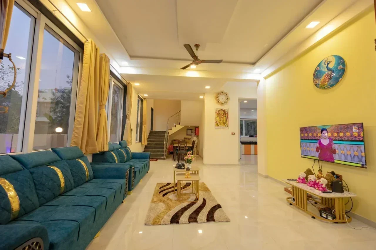 Lonavala - Megastar Villa - 4BHK Luxurious, Spacious Super Clean, Big Swimming Pool Big Lawn Area - Image 5