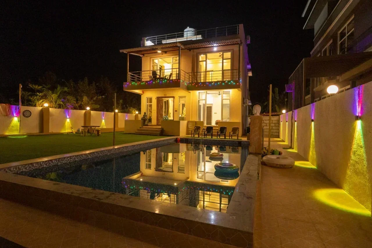 Lonavala - Megastar Villa - 4BHK Luxurious, Spacious Super Clean, Big Swimming Pool Big Lawn Area - Image 3