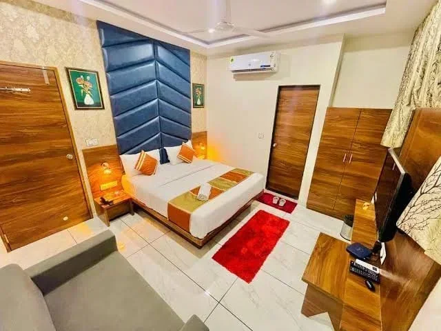 3 Star Hotel