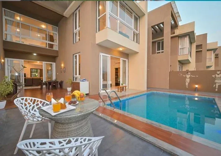 Sierra Sky Villa – 4BHK Luxury Stay in Lonavala - Image 3