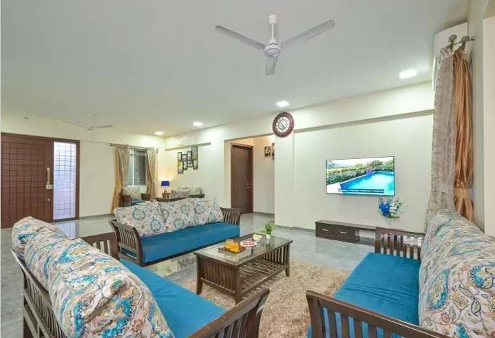 5BHK Retreat Villa with Private Pool & Mountain Views - Image 2