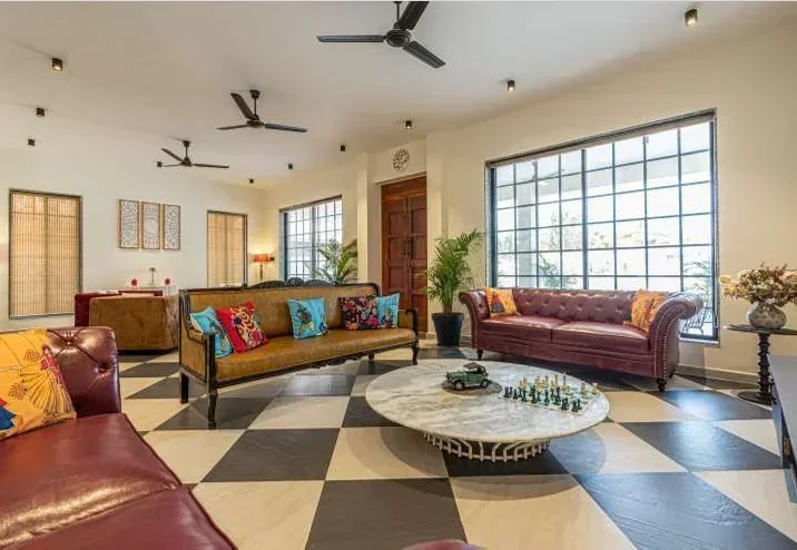 5 BHK Victorian villa - Image 3