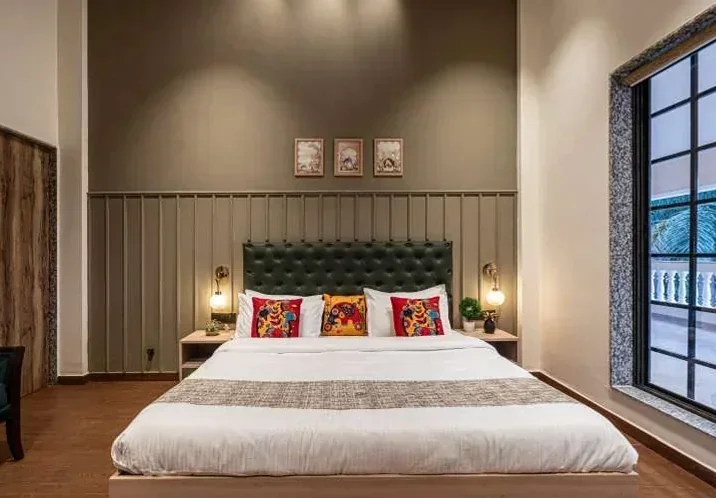 5 BHK Victorian villa - Image 5