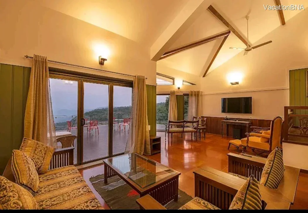 Villa Crestwood by BeeGO - Image 4