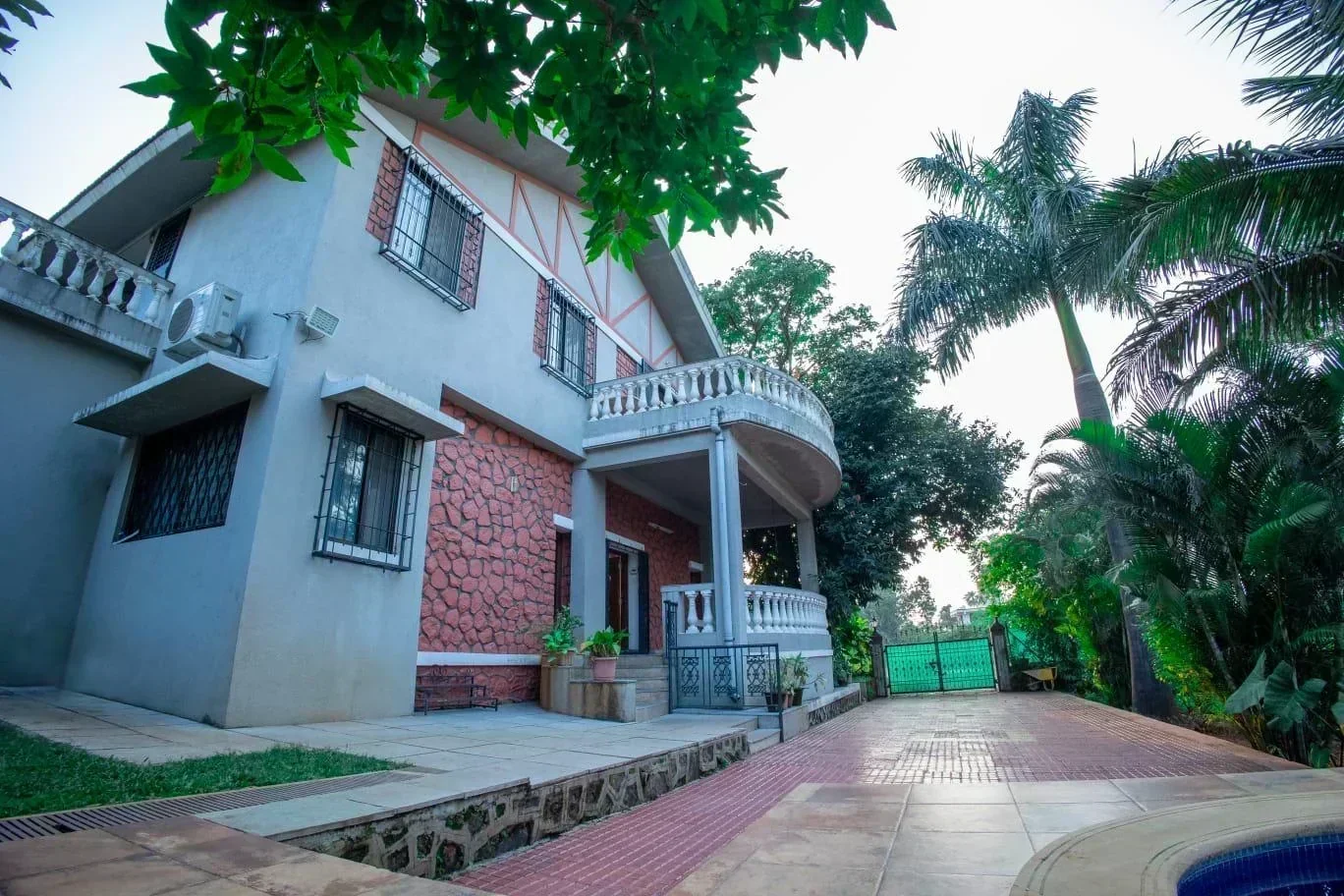 Unique Bungalows Swapn villa