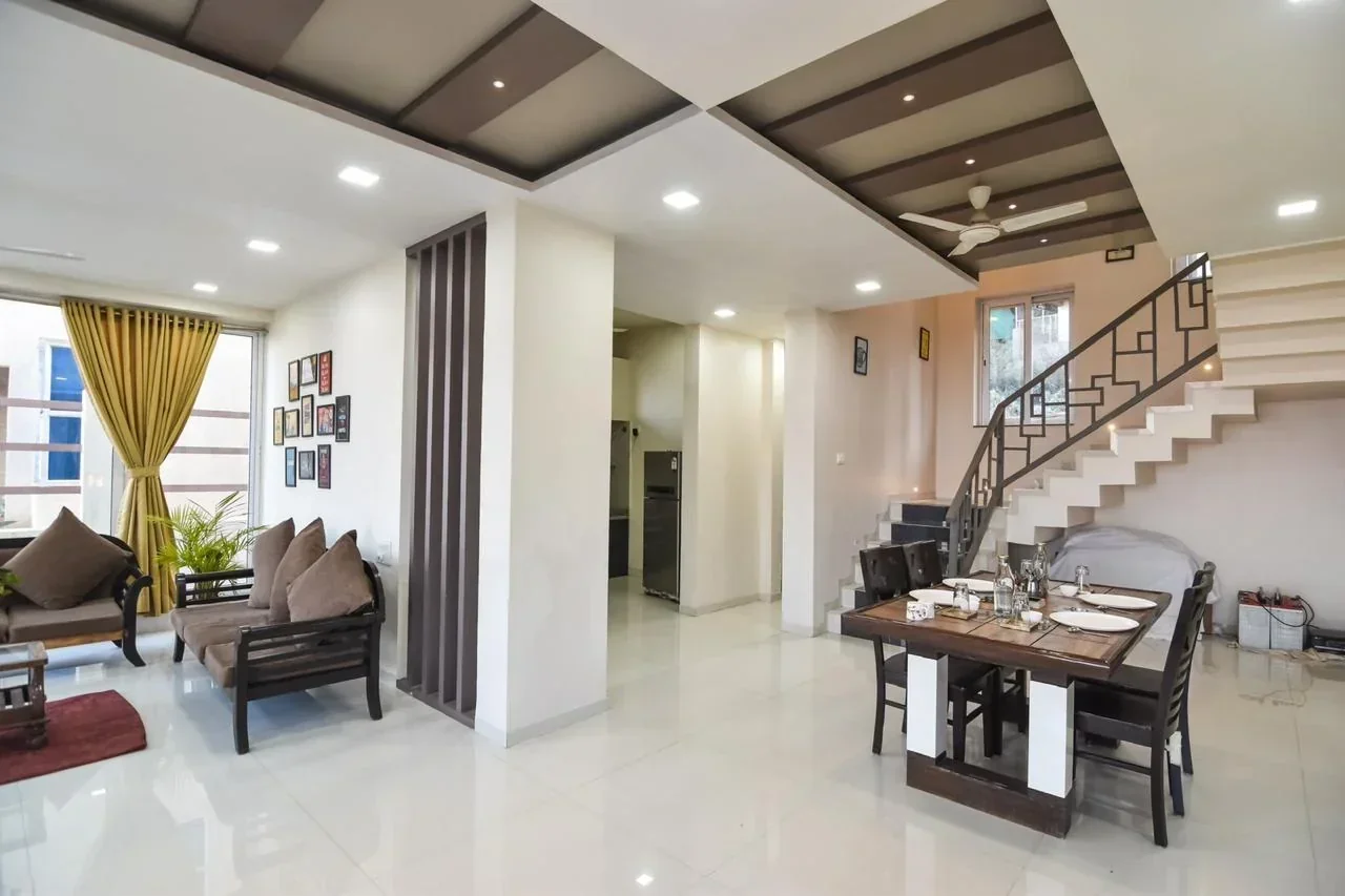 Paras Villa - Image 2