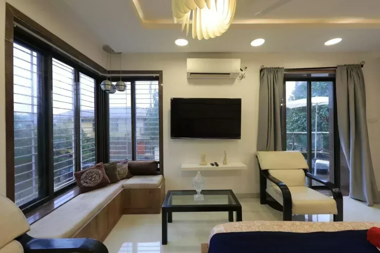 4 BHK Dream Castle Villa | Luxury Bungalow in Lonavala - Image 2