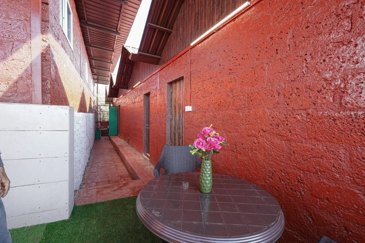 A R Cottages - Image 5