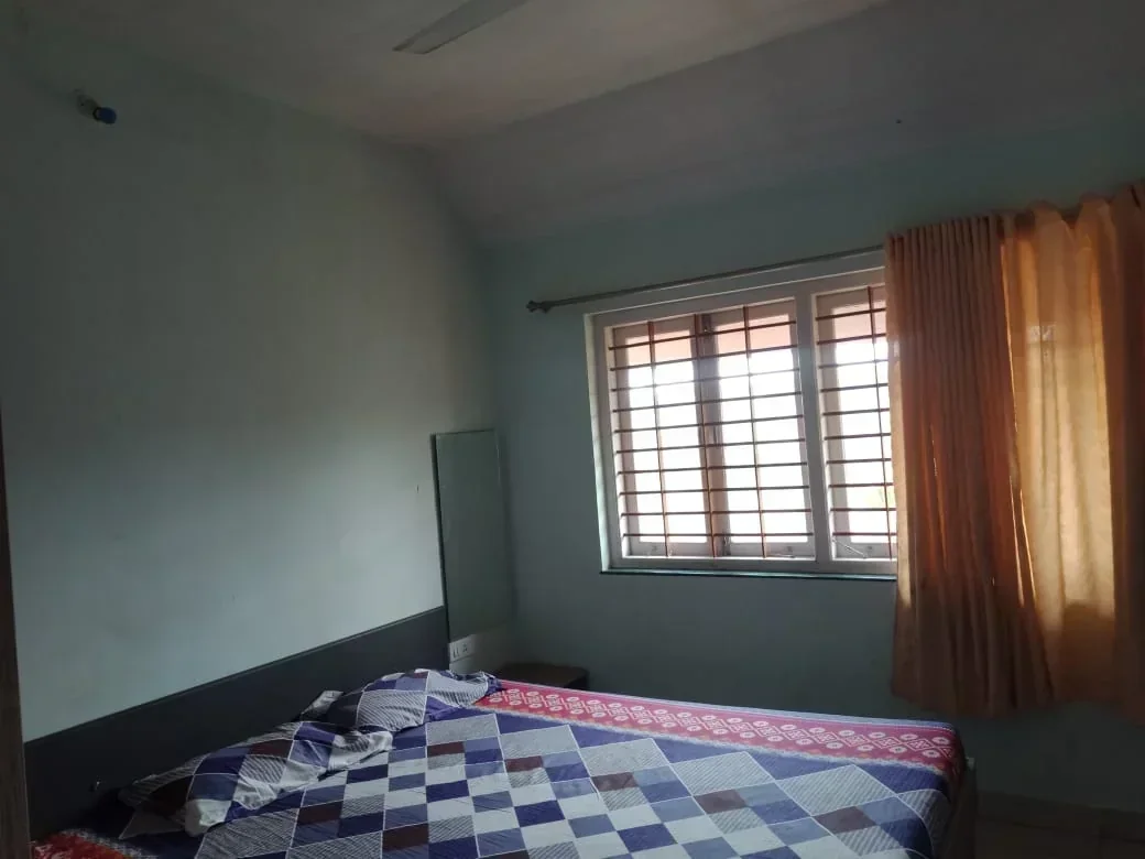 Mamta bungalow 7 BHK - Image 5