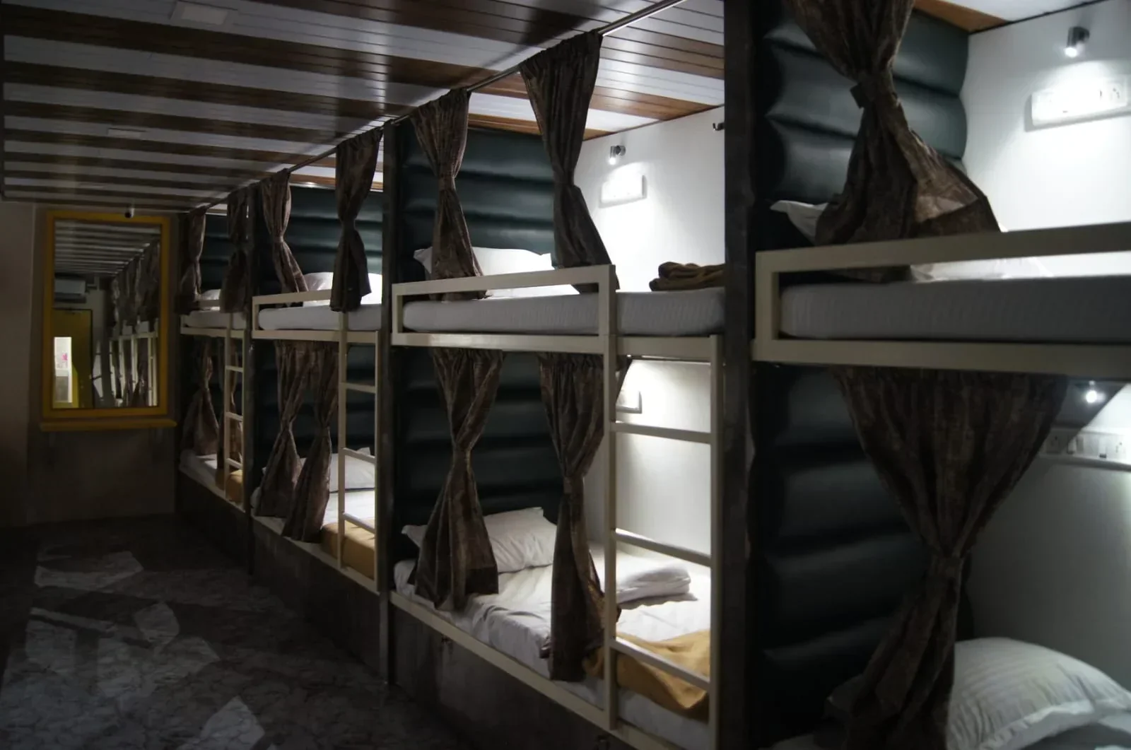 Mittal dormitory AC 24 hours - Image 5