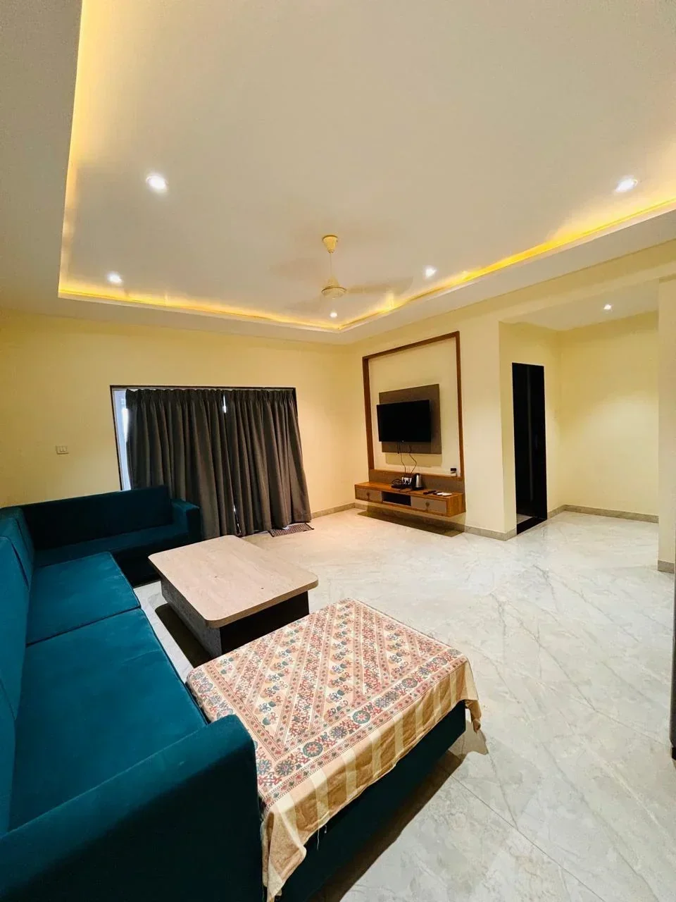 Paramount’s Vinayaka Holiday Home with Infinity pool - Image 2