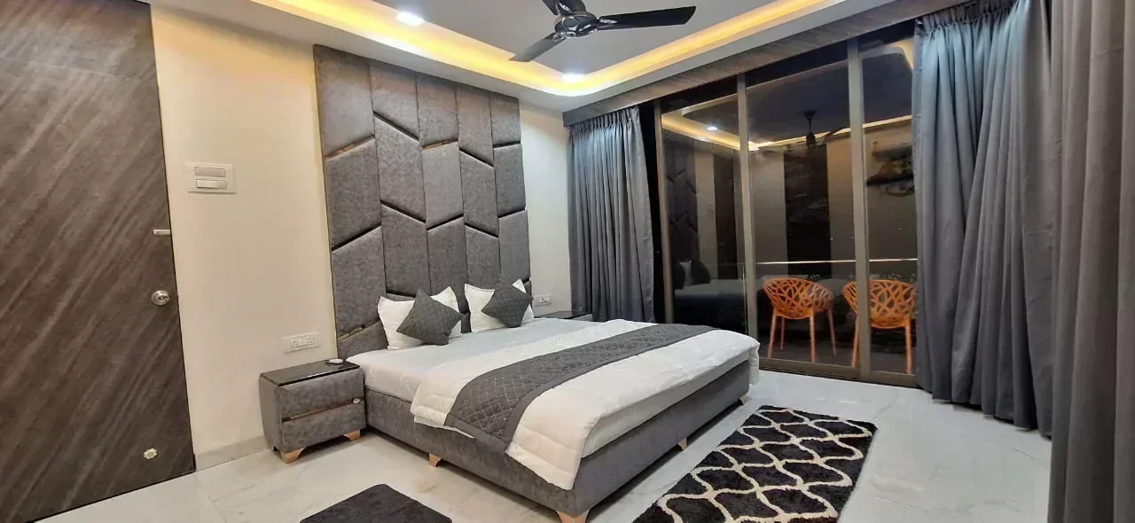 Waterfront Villa Pawna 5BHK - Image 2