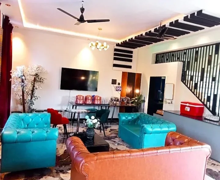 Millionaire’s Stay - Image 3