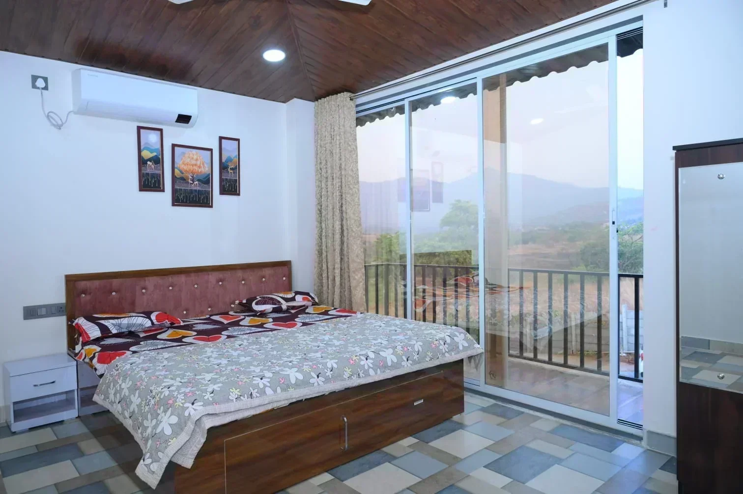 VARAD VILLA – Fun, Food & Full-On Masti! - Image 4