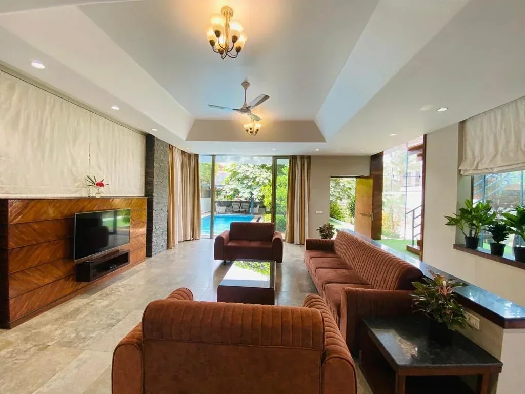 Luxurious 4BHK Villa in Lonavala with Private Pool & Chef - Image 2