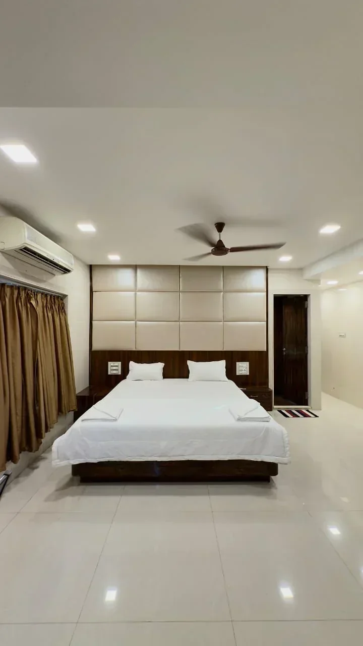 Gold Valley Villa | 5BHK Villa Lonavala π‘ - Image 5