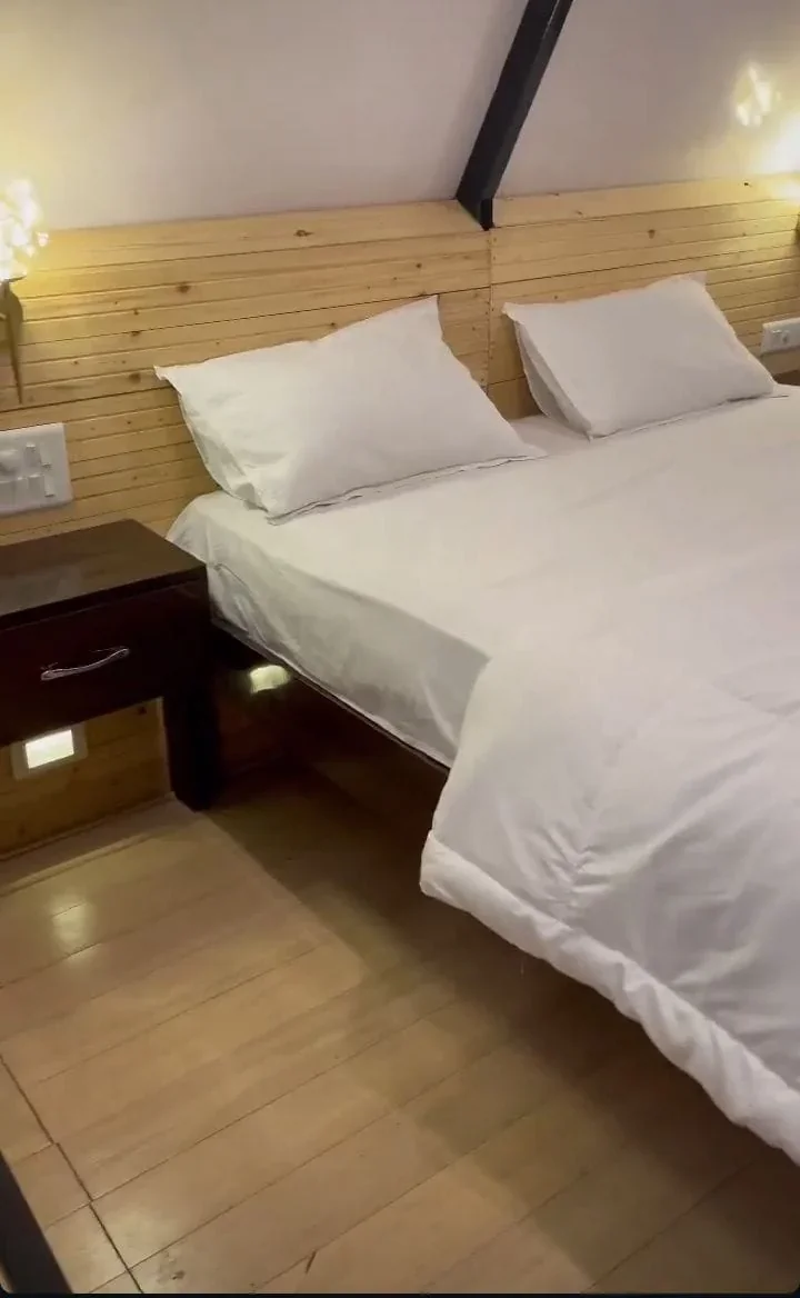 Eera cottage suites room - Image 5