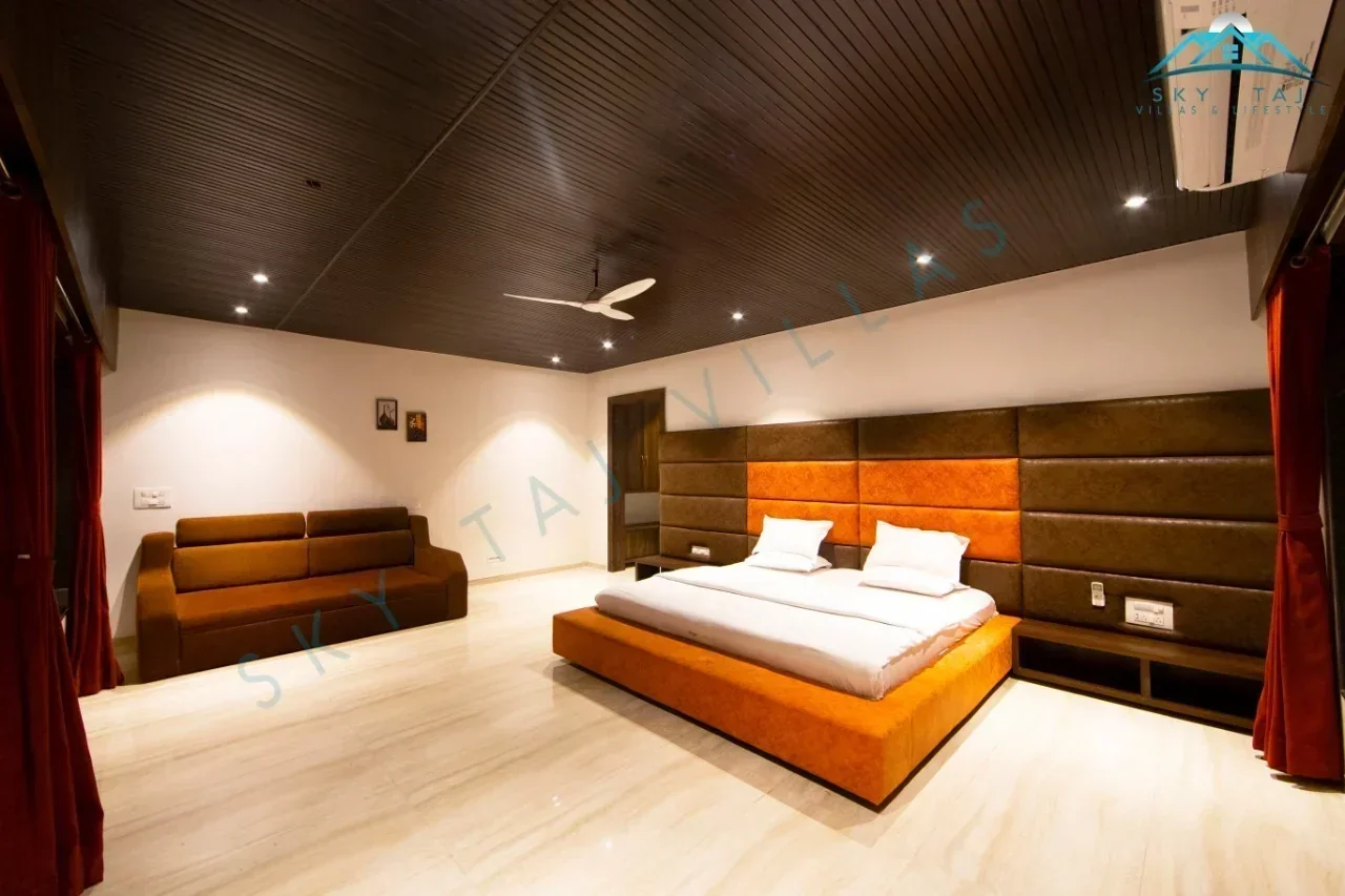 Sky Lagoon Villa – 5BHK Luxury Retreat with Private Pool & Party Pad - Image 5