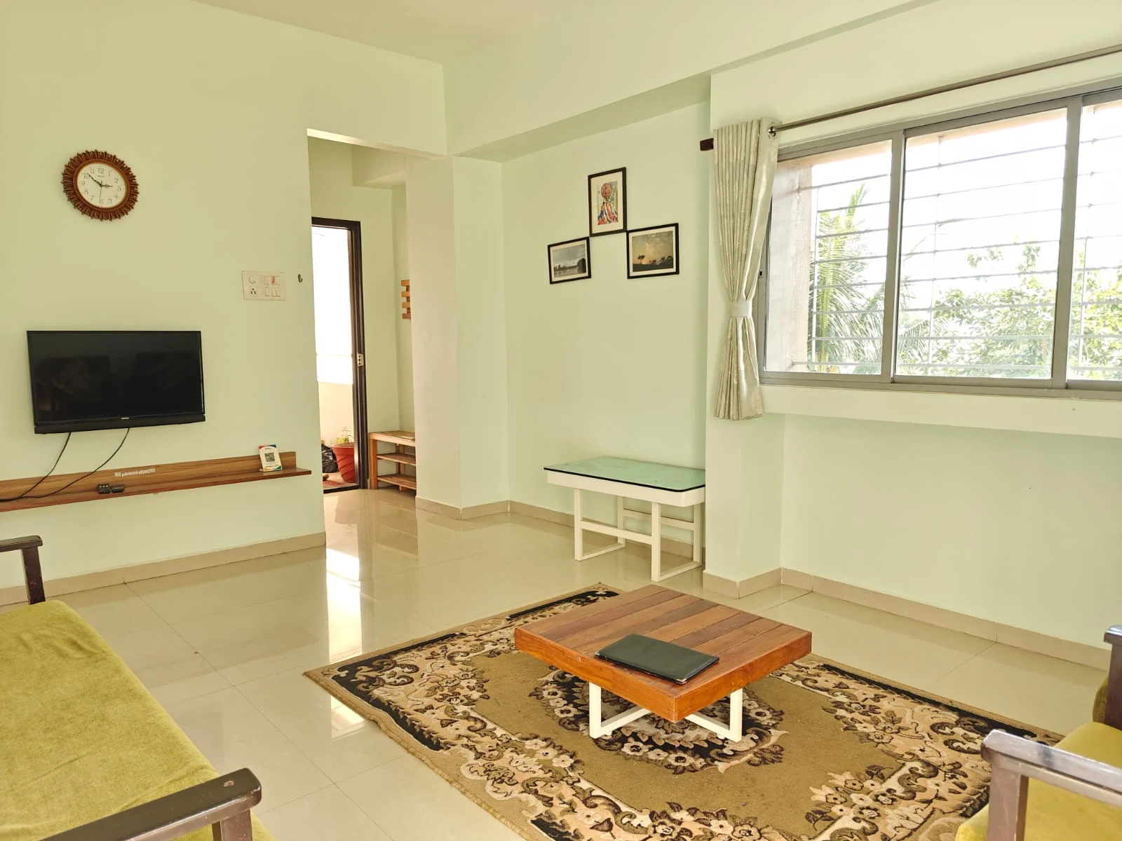 Fully Furnished 2BHK Flat in Nagala Park – Daily Rental - Image 3
