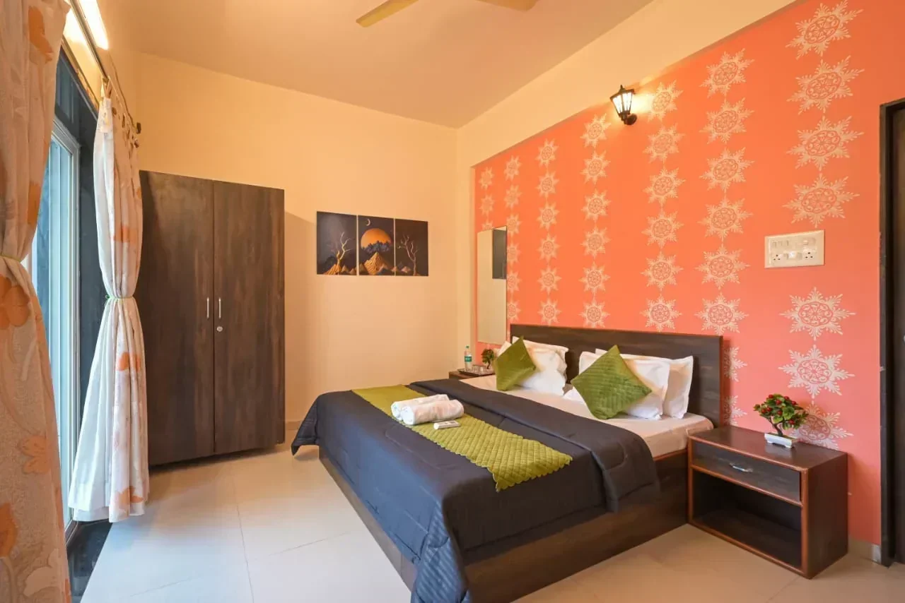 IDEAL HOUSE – 4BHK Private Villa with Pool in Lonavala - Image 5