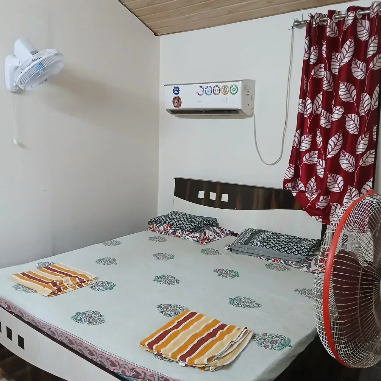Bamboo cottage - Image 3