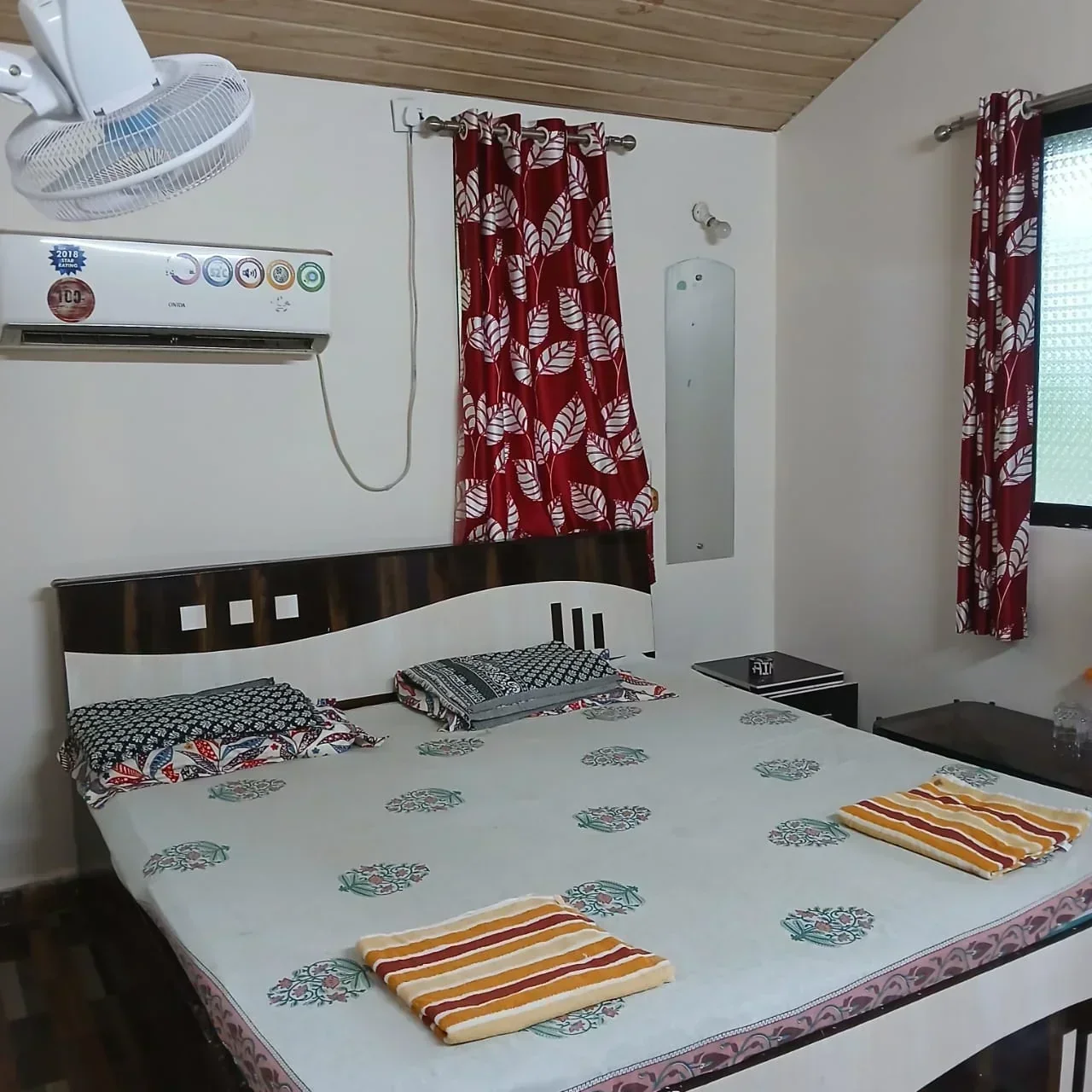 Bamboo cottage - Image 2