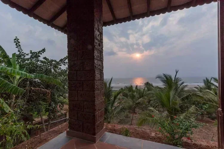 Beachfront Villas, Ganpatipule - Image 3