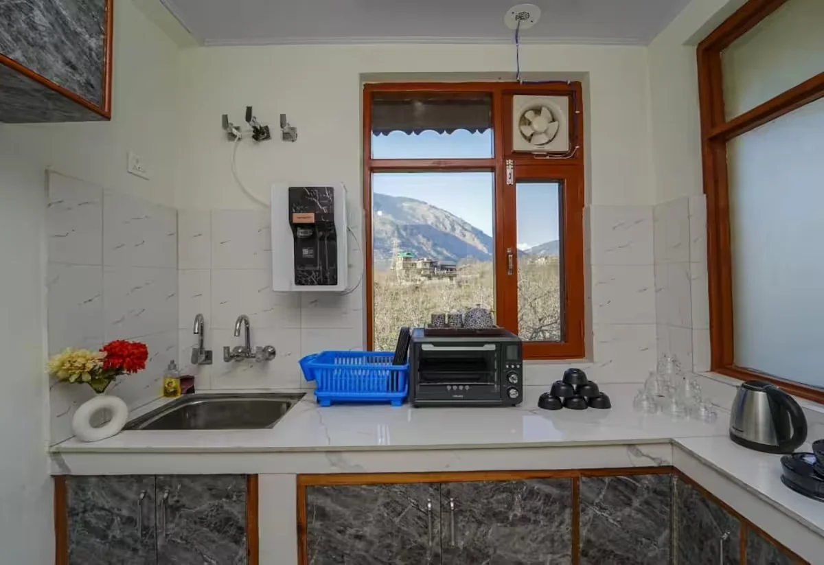 Boutique Family Villa Homestay, Manali - Image 4
