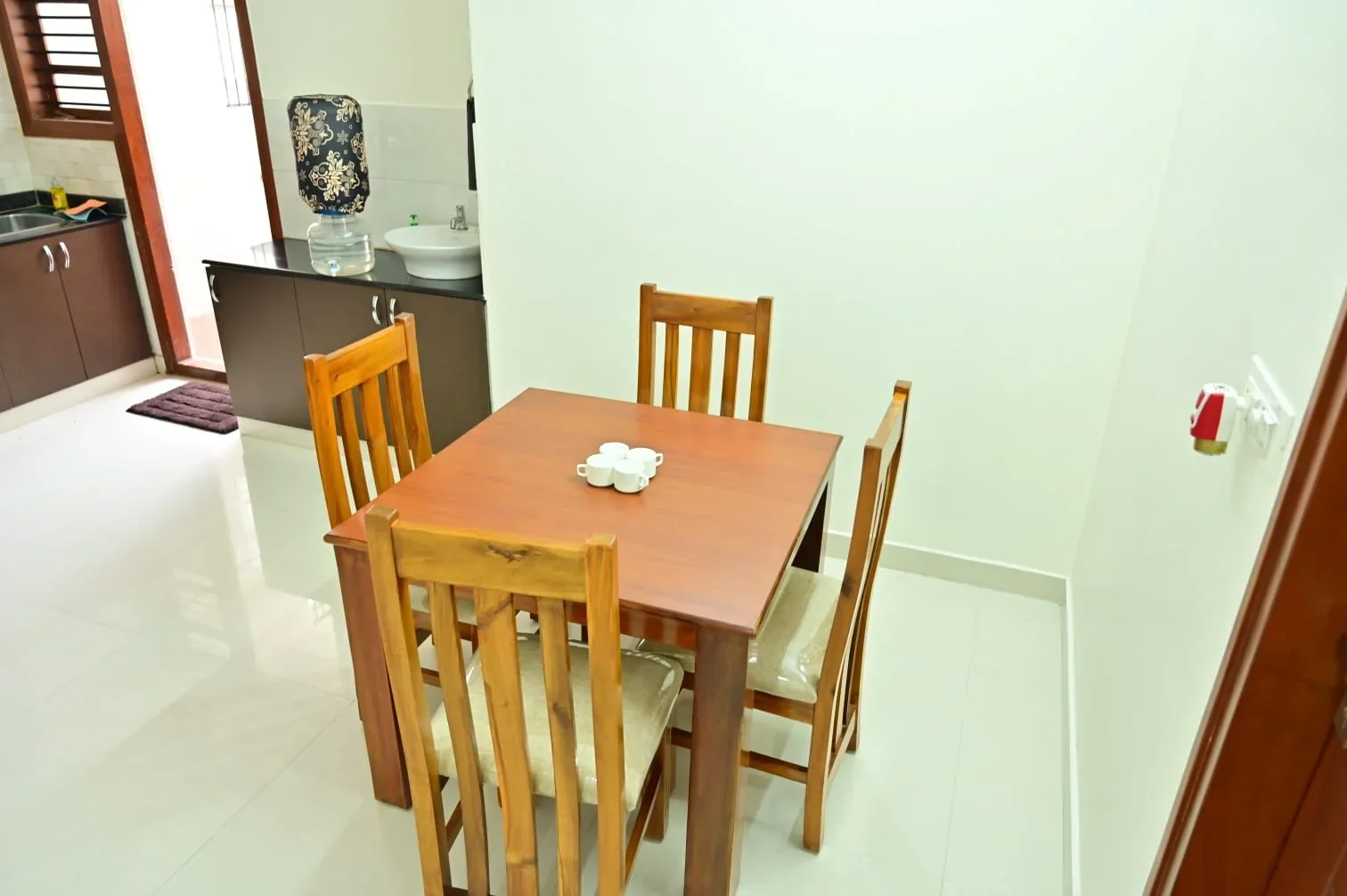 Bricknest Homes – 2BHK Service Apartment / Homestay in Indiranagar, Mysore - Image 4