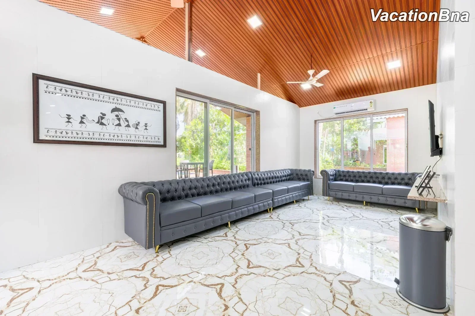 Coconut Velly 6BHK Villa - Image 3
