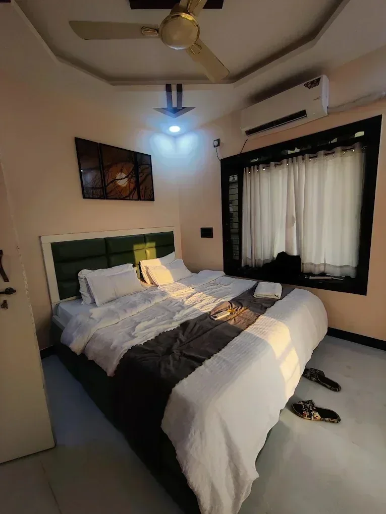 Ekakshar Rooms - Image 3