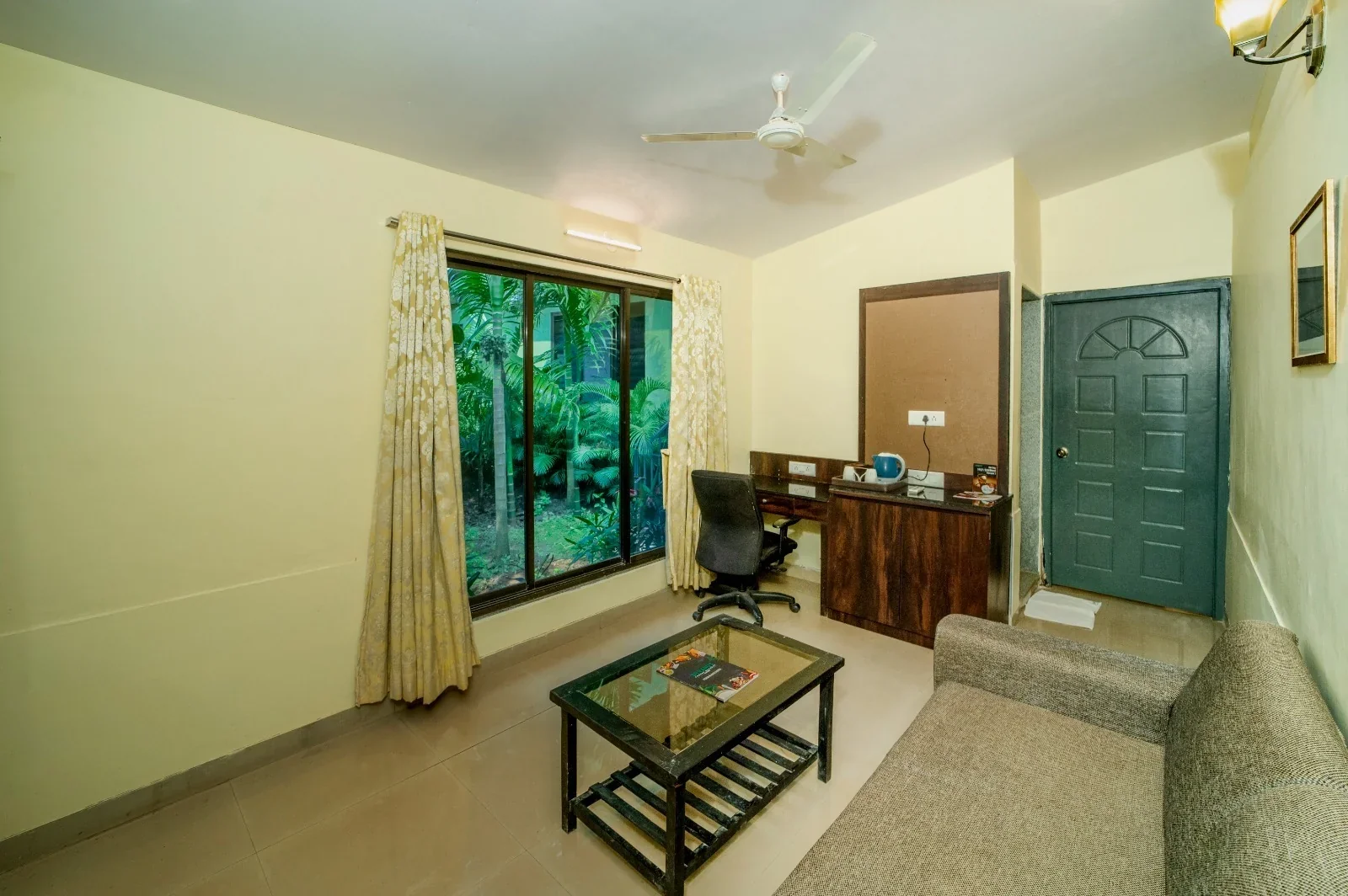 Forest suite room - Image 3