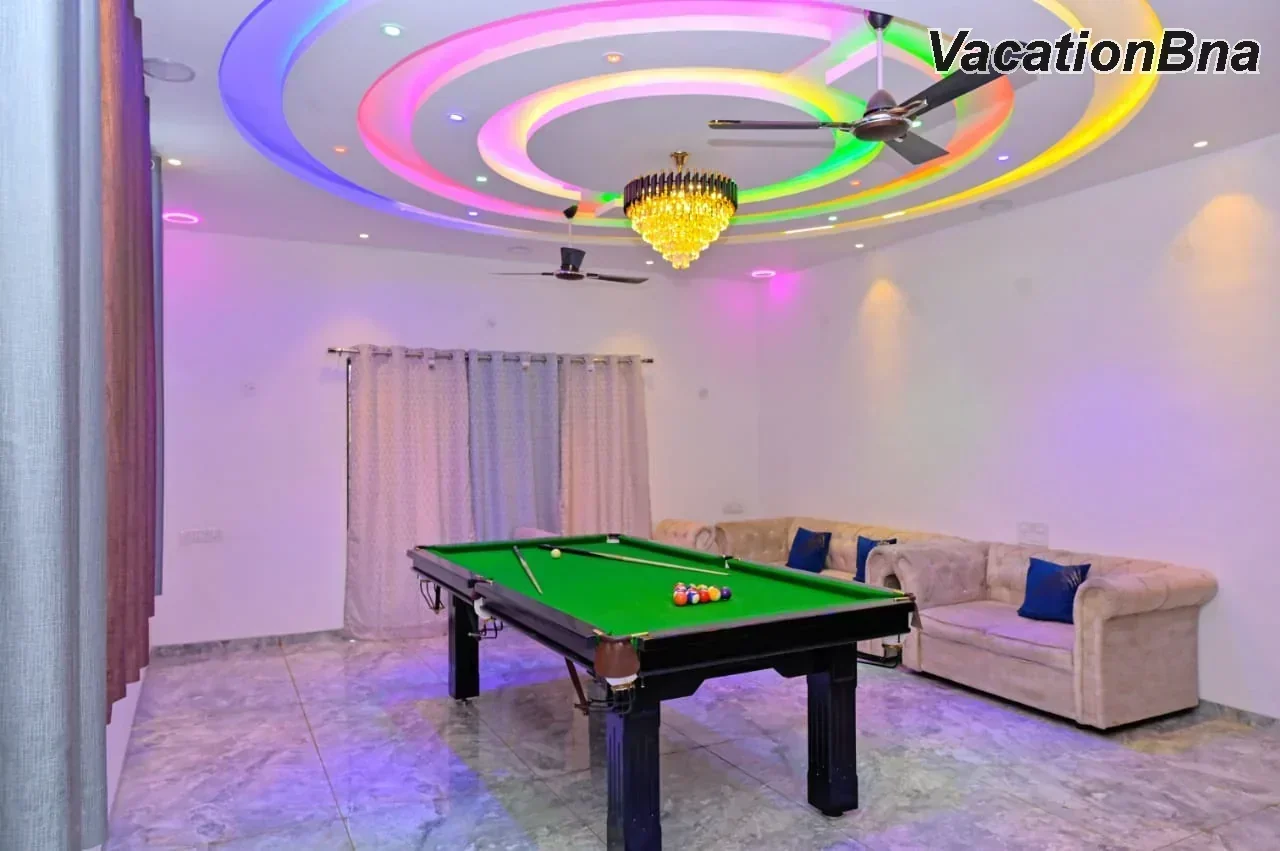 Fun Square Villa - Image 4