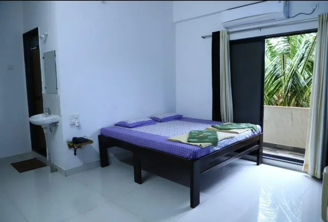 Ganesh Rasal Home Stay – Swaroop Residency & Archana’s Kitchen - Image 4