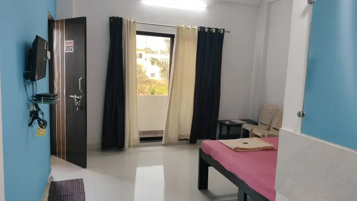 Ganesh Rasal Home Stay – Swaroop Residency & Archana’s Kitchen - Image 5
