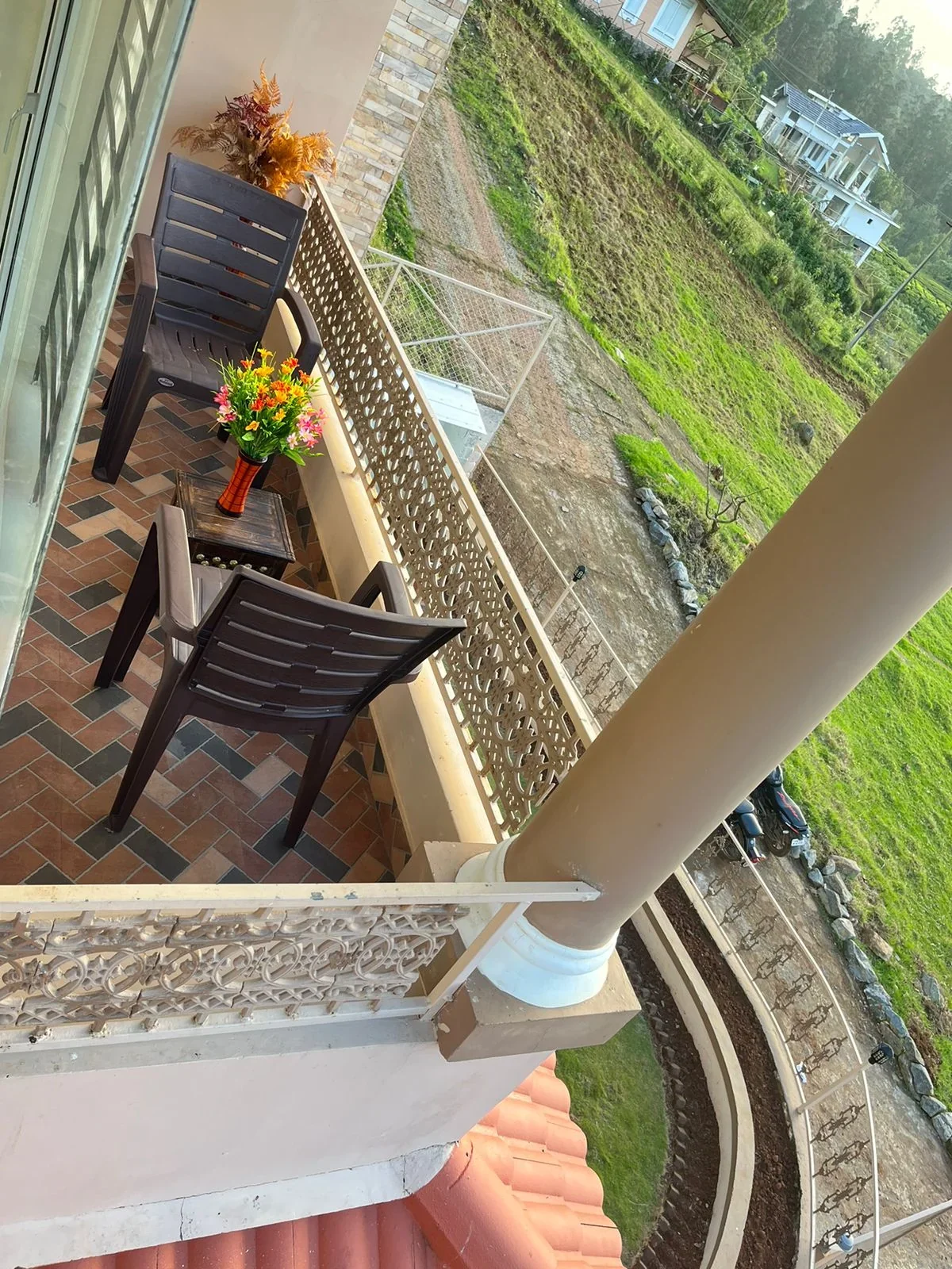 Honey Bee Cottages – Private Villa Near the Jungle - Image 3