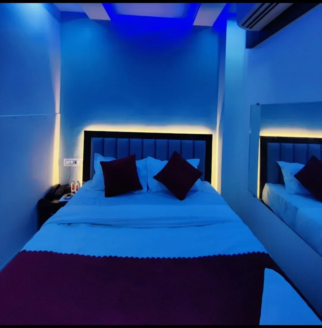 Hotel Class Inn - Image 2