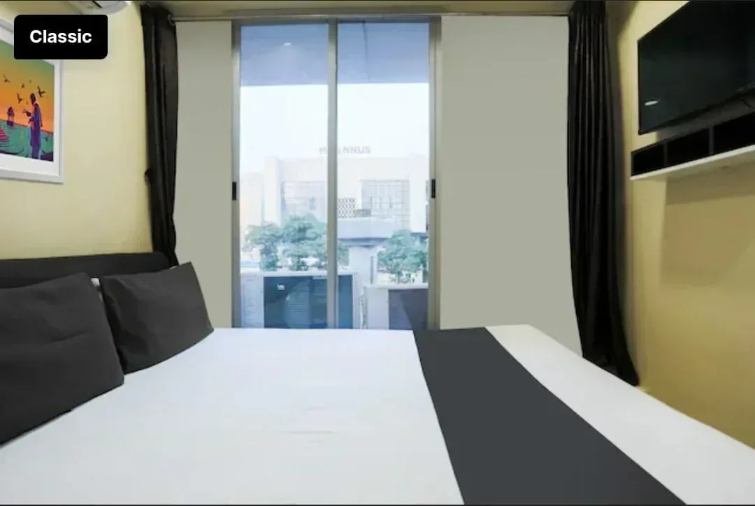 Hotel IBIS Rooms - Image 5