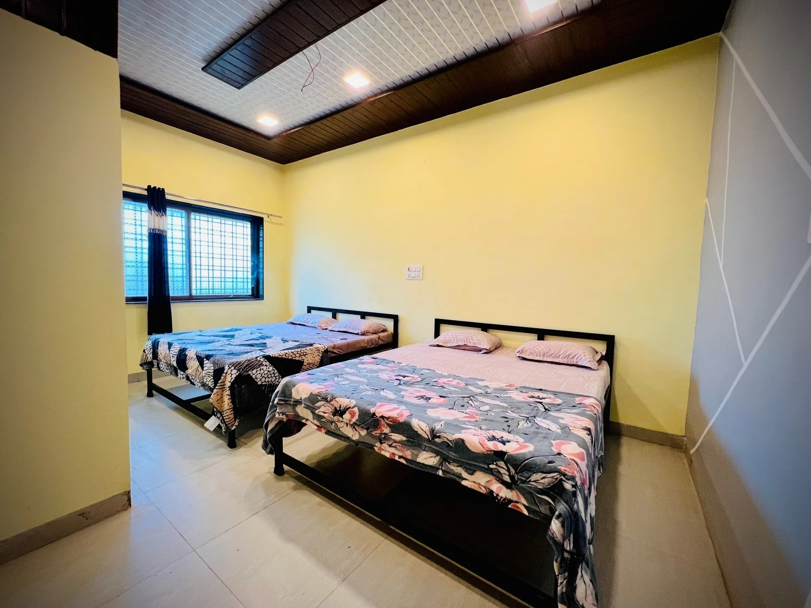 Hotel Indrayani, Bhandardara – Budget Stay with Nature Views - Image 4