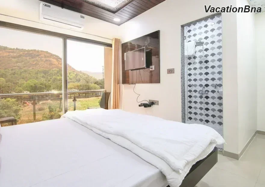Sana Hotel-Palace lonavala malvali - Image 5