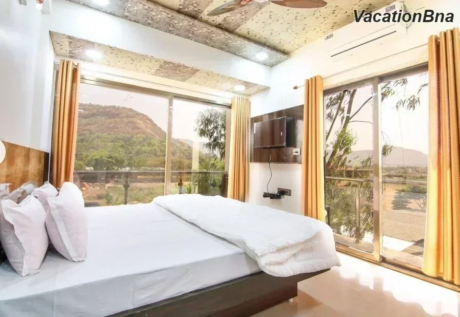 Sana Hotel-Palace lonavala malvali - Image 2