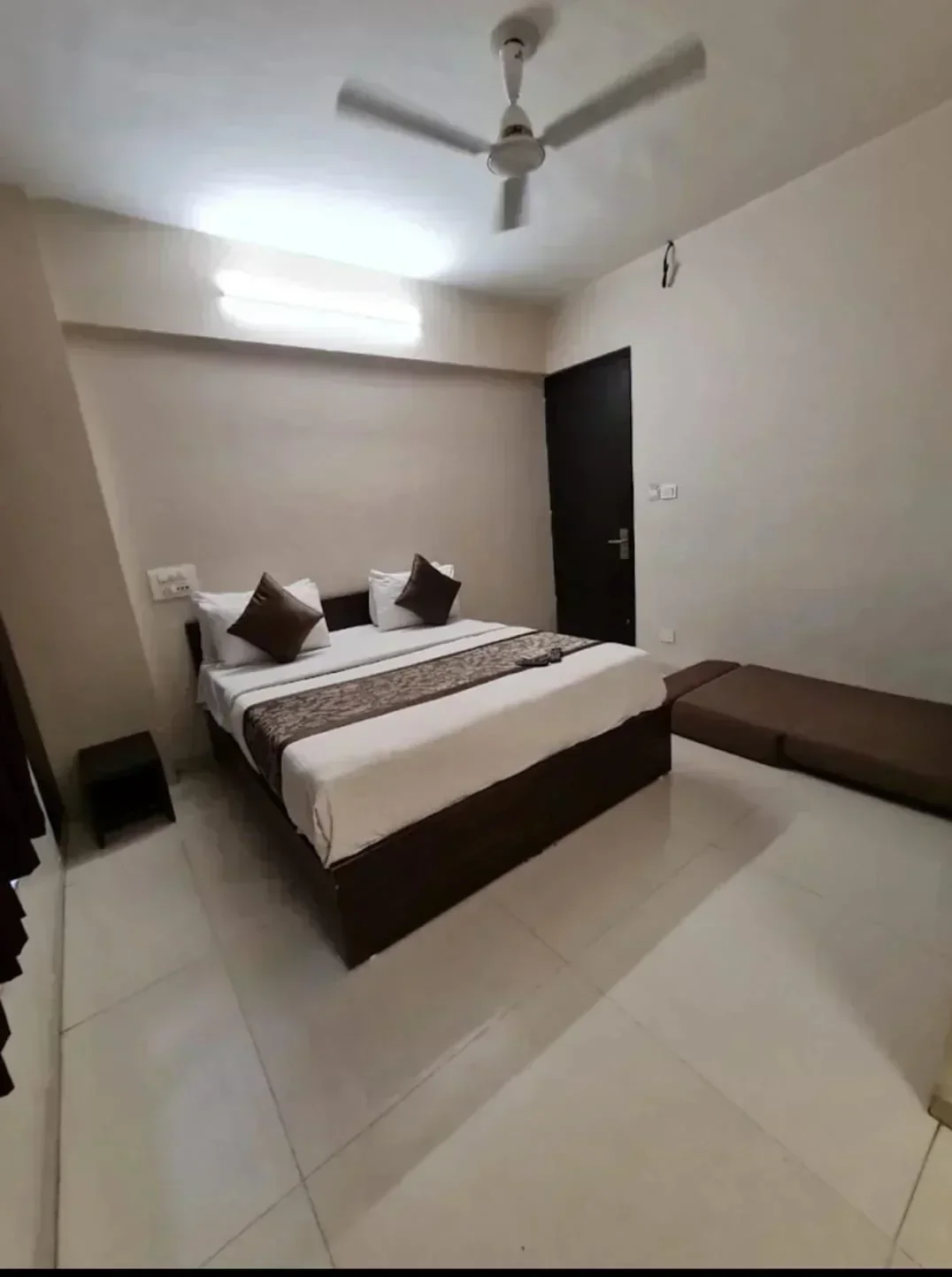 Hotel Welcome - Image 4