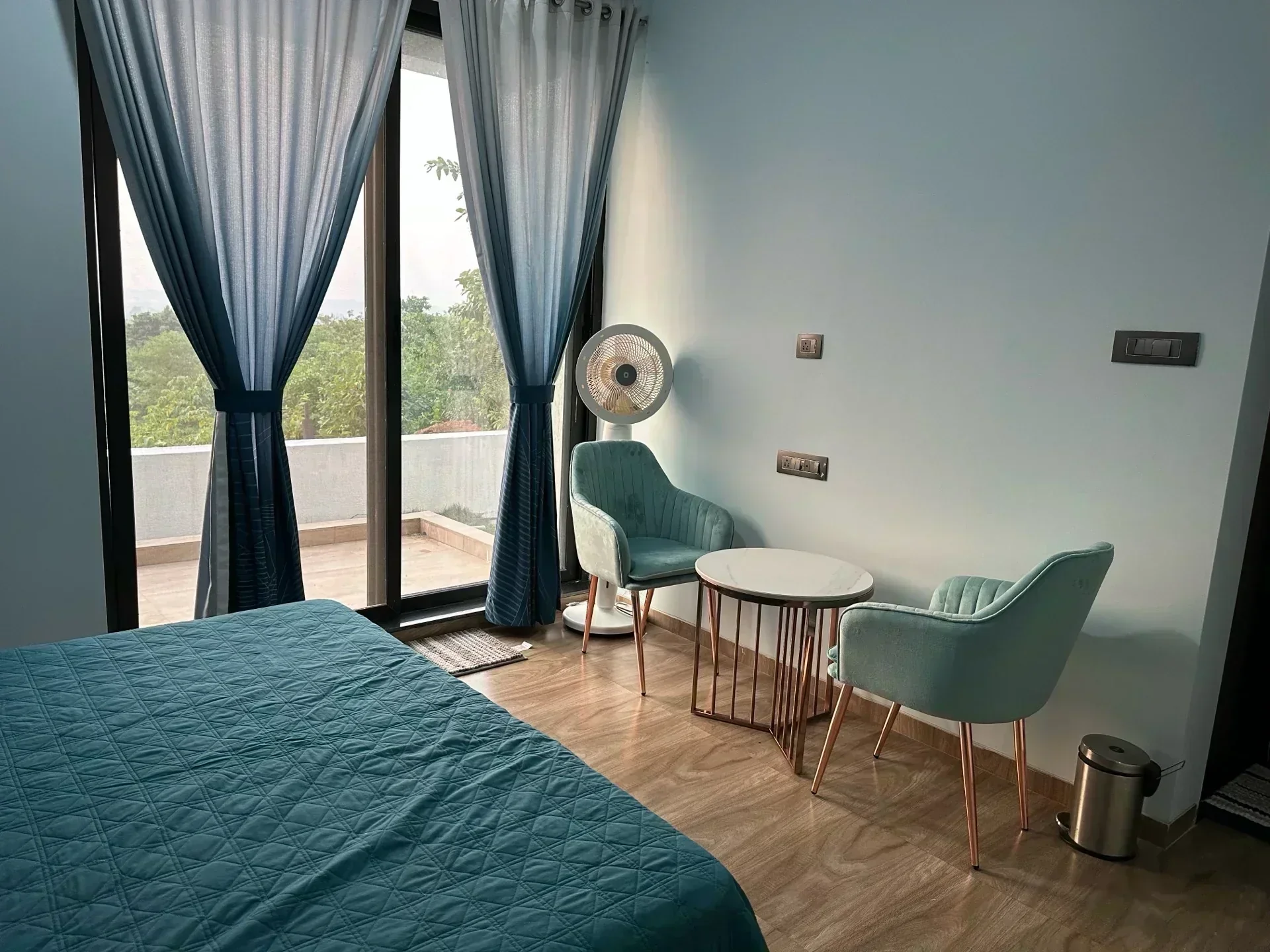 Luxury 4 BHK Villa - Mountain and Waterfall View - Image 2
