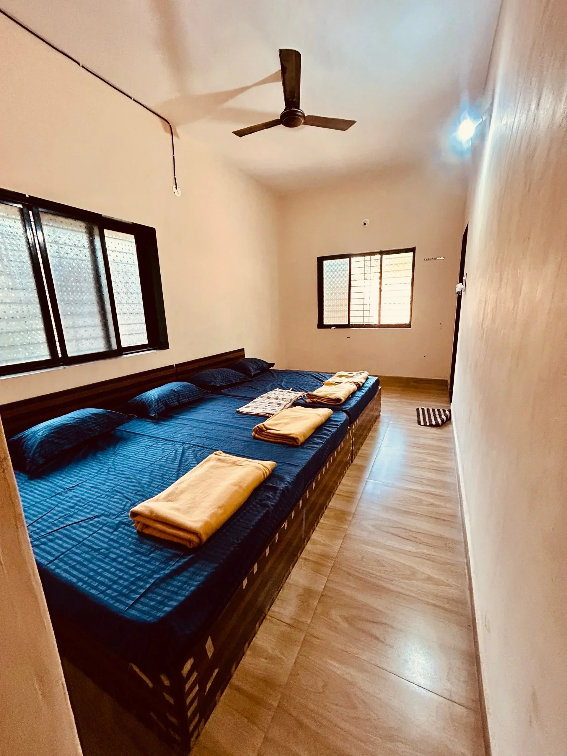 THE VILLAGE RETREAT - Rooms - Image 3