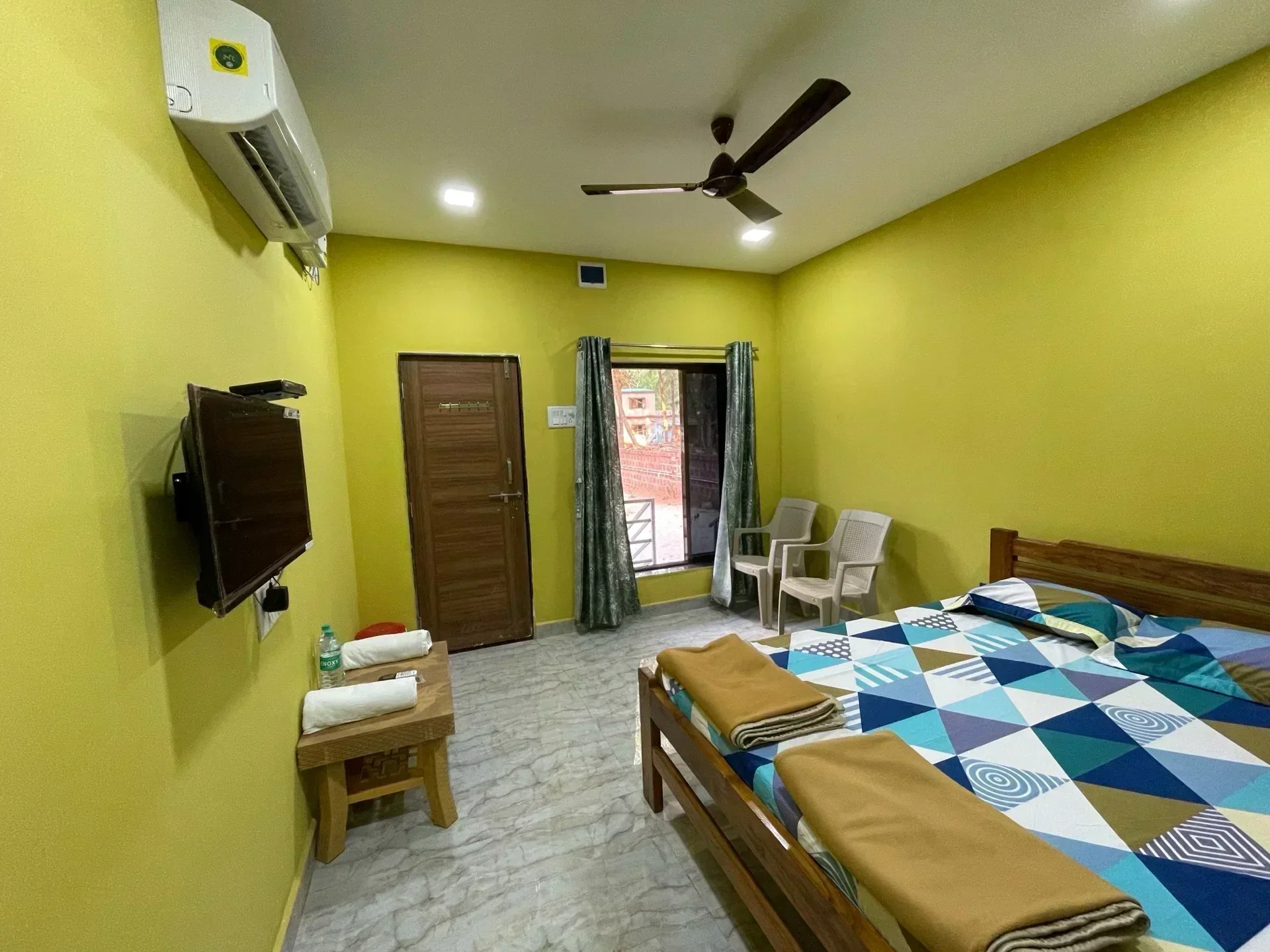 Aarya Homestay Tarkarli- Cozy Beachside Stay in Malvan - Image 3